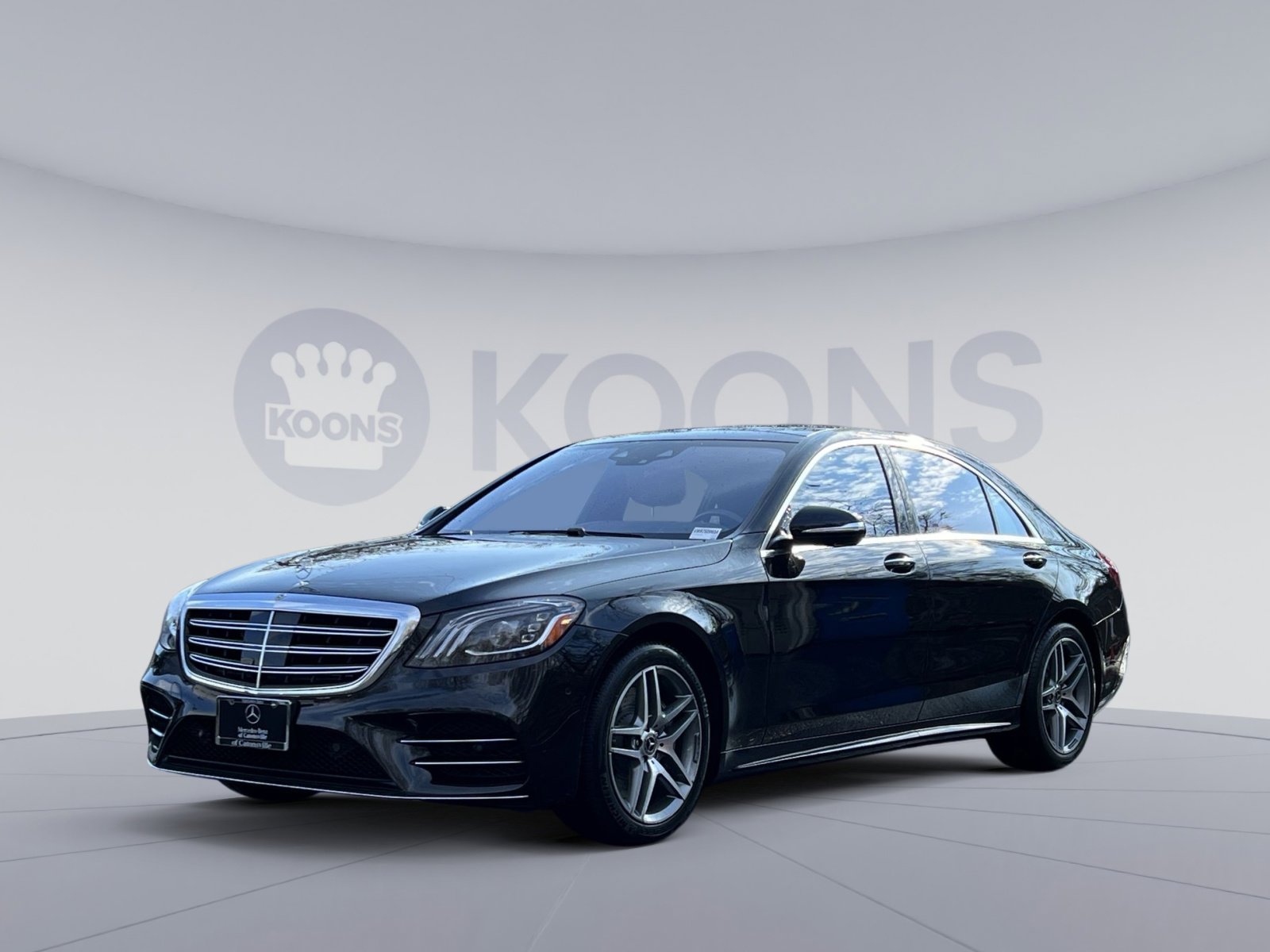 Used 2019 Mercedes-Benz S 560 4MATIC Sedan image 1