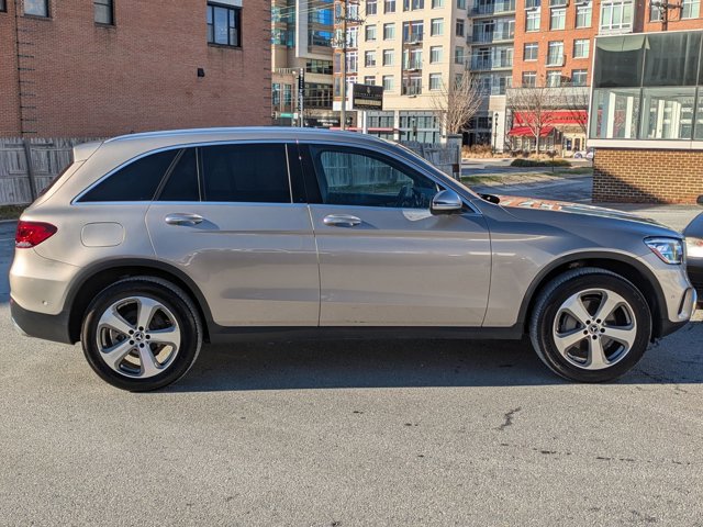 Used 2020 Mercedes-Benz GLC 300 4MATIC image 4