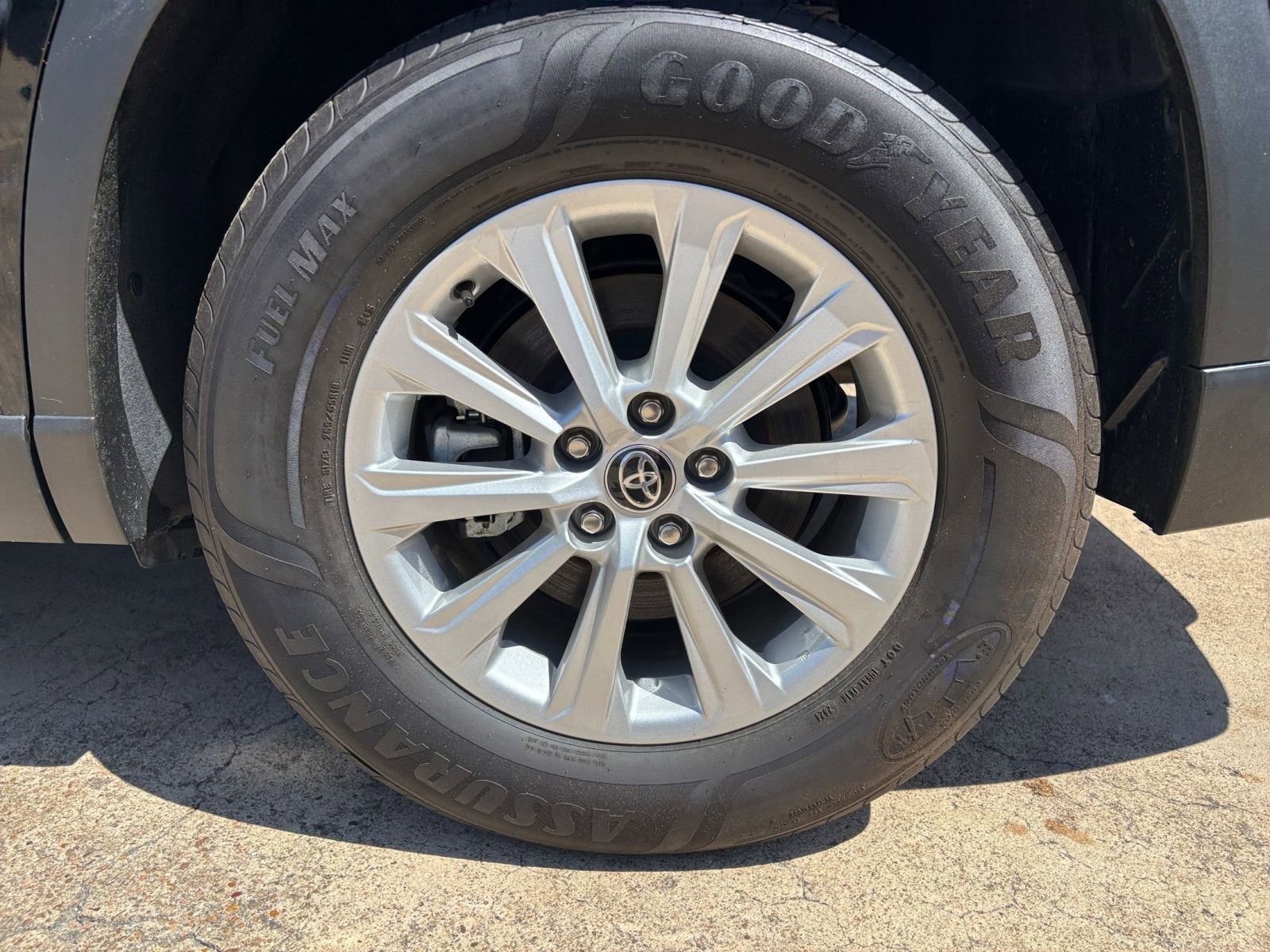 Used 2025 Toyota Grand Highlander FWD image 32