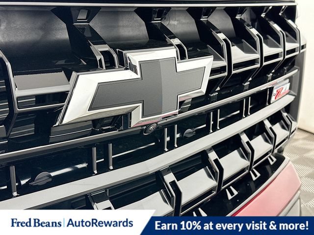 New 2026 Chevrolet Suburban Z71 w/ Comfort Package AWD/4WD image 23