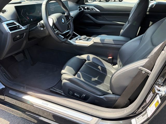 Used 2025 BMW 430i Convertible image 9