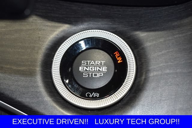 Used 2023 Jeep Grand Cherokee L Limited w/ Luxury Tech Group II AWD/4WD image 34