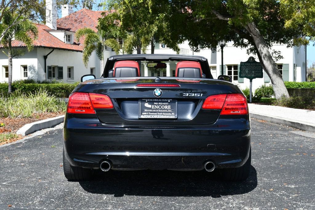 Used 2011 BMW 335i Convertible image 39