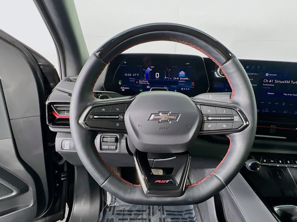 Certified 2025 Chevrolet Silverado EV RST AWD/4WD image 9