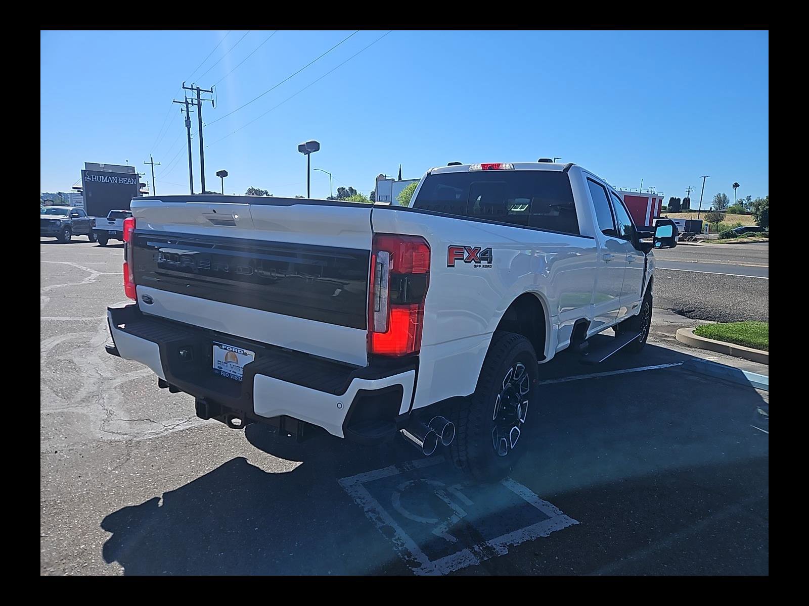 New 2026 Ford F250 Platinum w/ FX4 Off-Road Package image 9