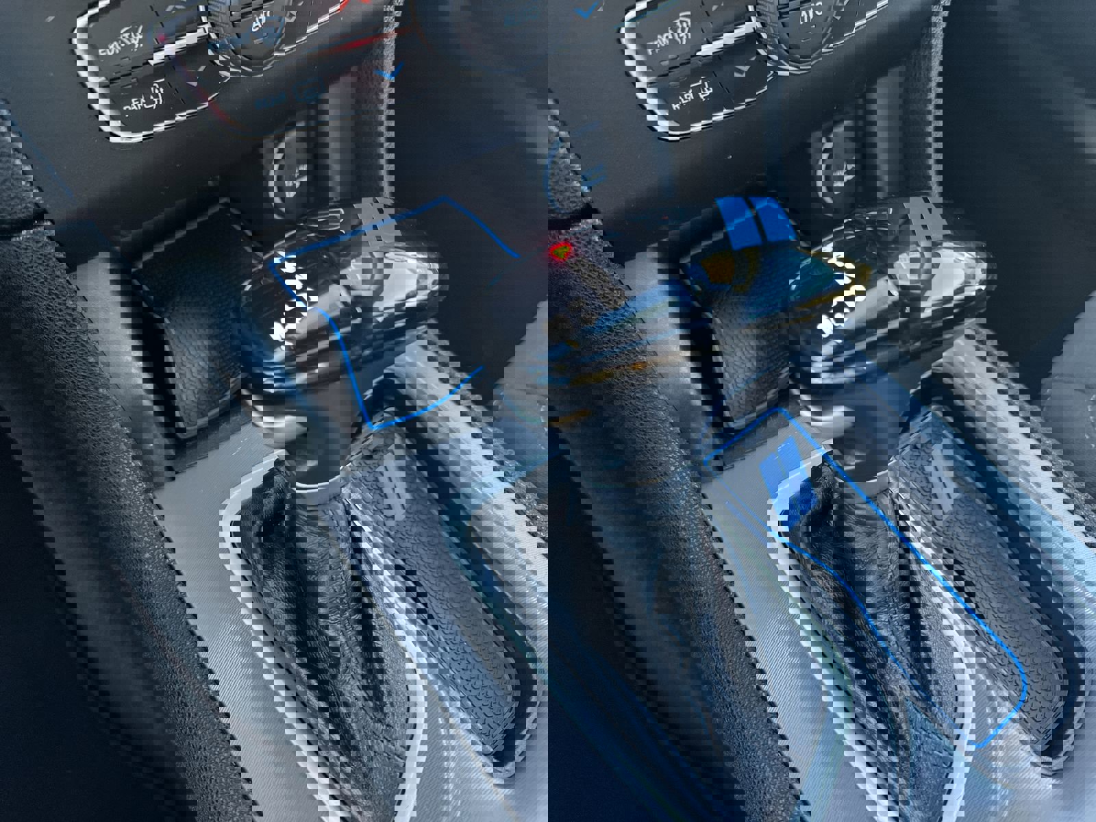 Used 2023 Dodge Charger R/T w/ Cold Weather Package image 30