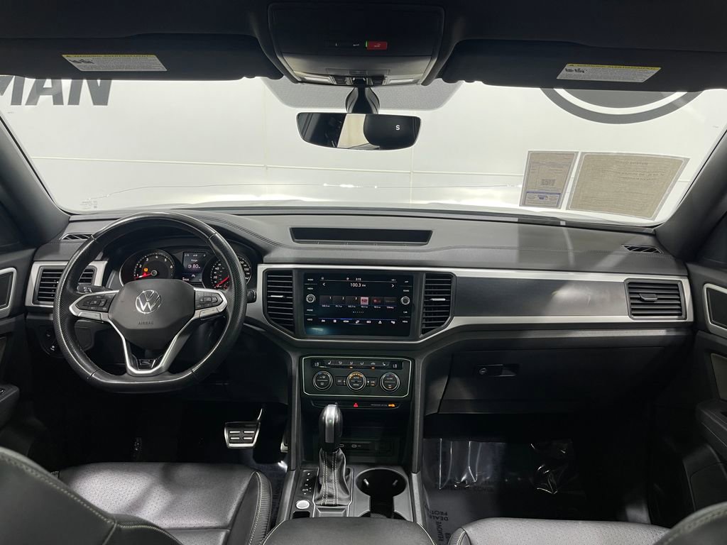 Used 2021 Volkswagen Atlas Cross Sport SE w/ Panoramic Sunroof Package image 19