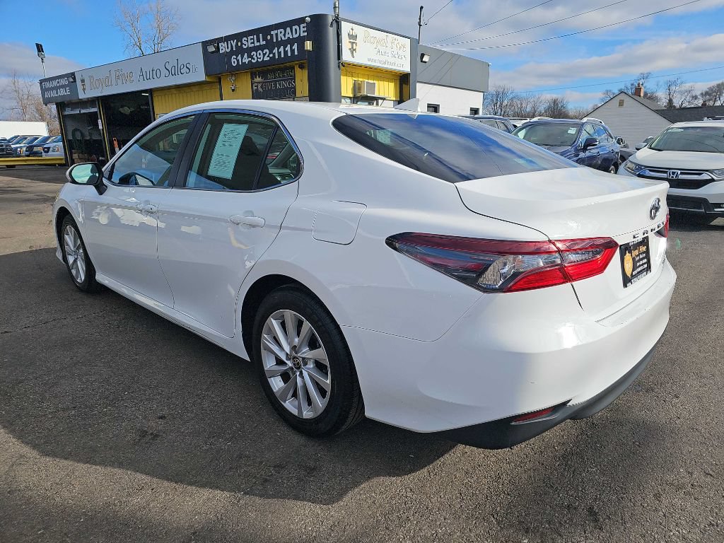 Used 2021 Toyota Camry LE FWD image 21