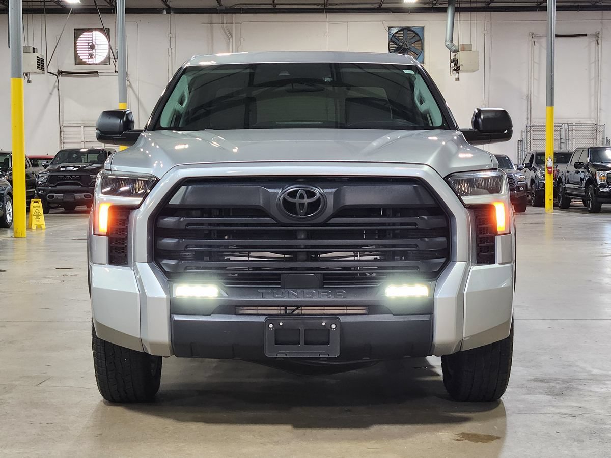 Used 2022 Toyota Tundra SR5 AWD/4WD image 2