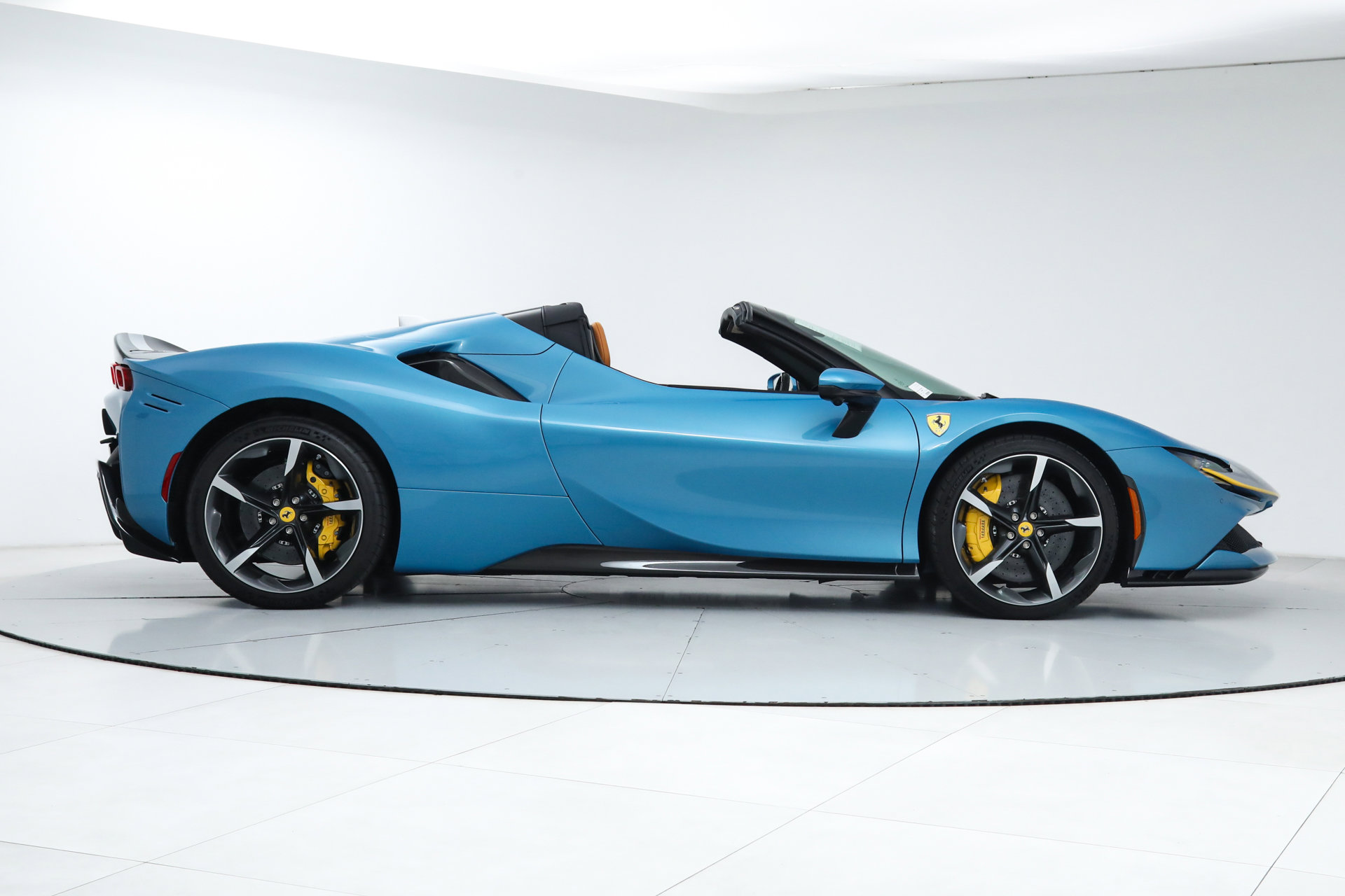 Certified 2024 Ferrari SF90 Spider AWD/4WD image 27