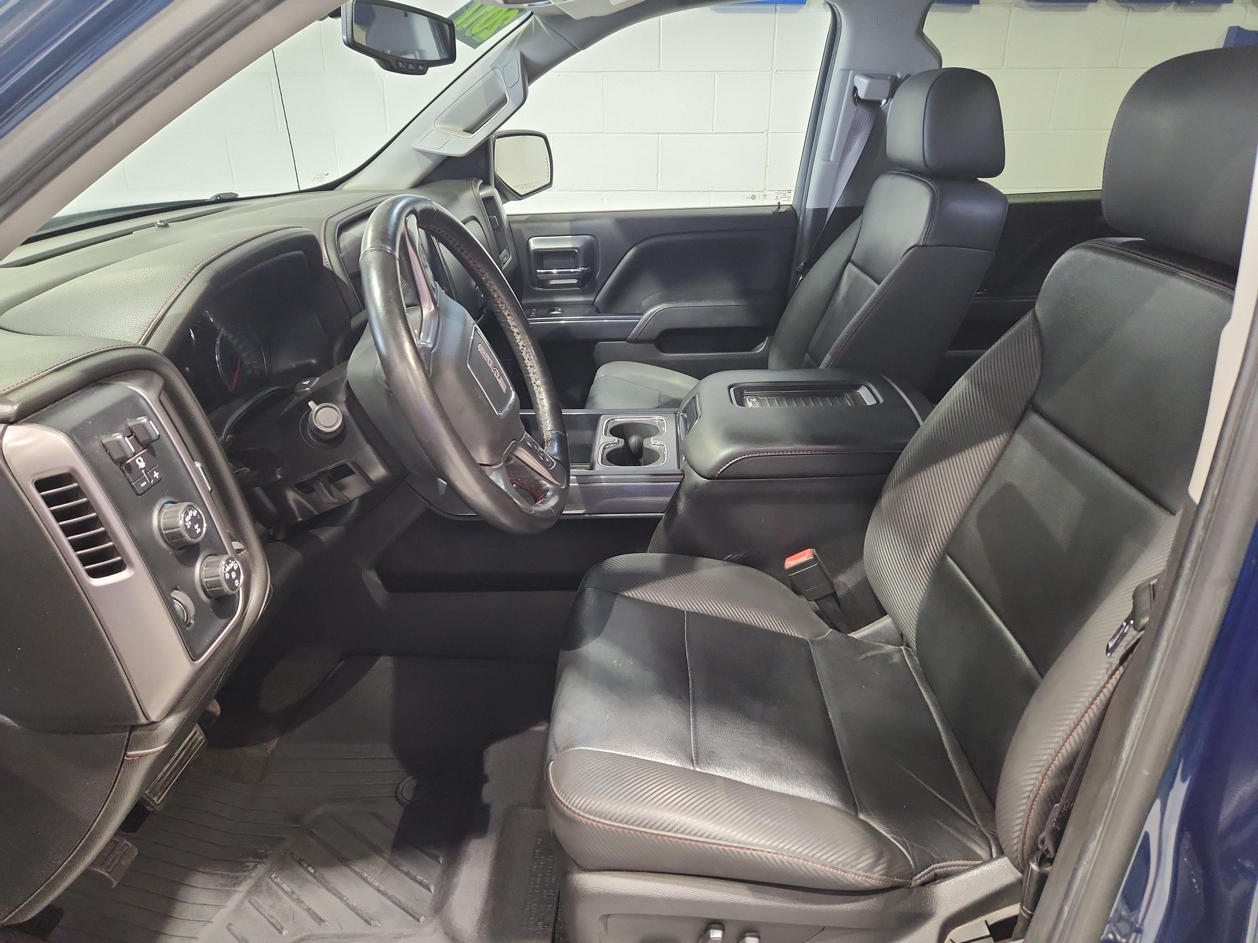Used 2017 GMC Sierra 1500 SLT AWD/4WD image 4