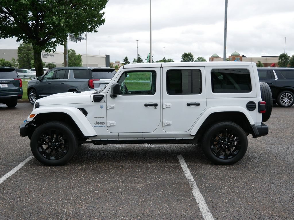 Used 2024 Jeep Wrangler Unlimited Sahara AWD/4WD image 6