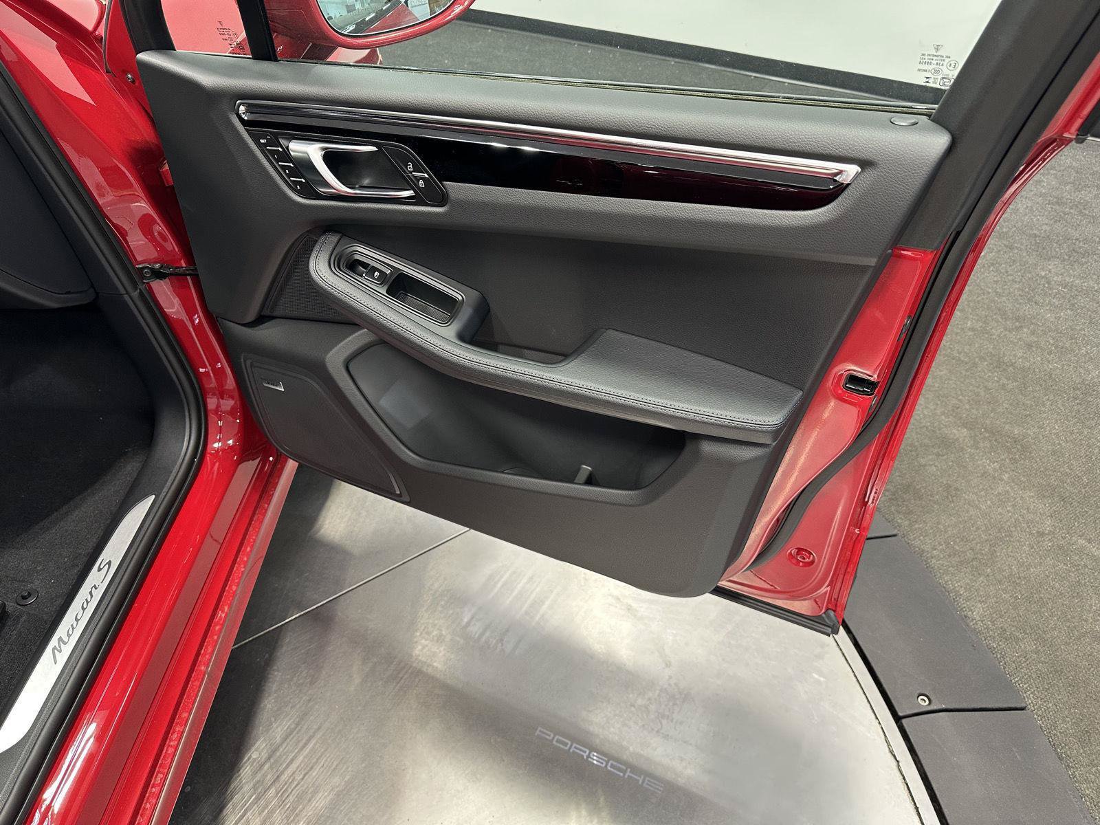 New 2026 Porsche Macan S AWD/4WD image 42