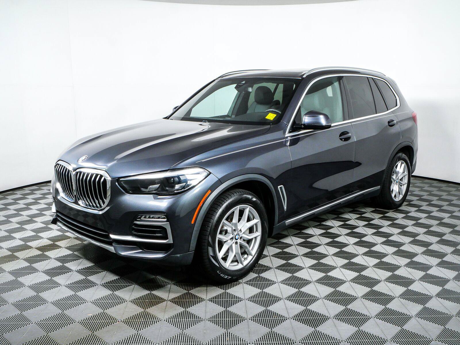 Used 2019 BMW X5 xDrive40i w/ Convenience Package AWD/4WD image 28