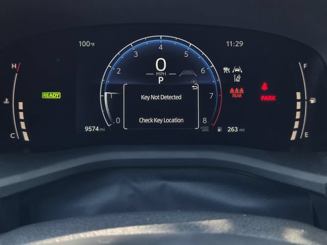 Used 2025 Toyota Camry SE w/ Convenience Package FWD image 13
