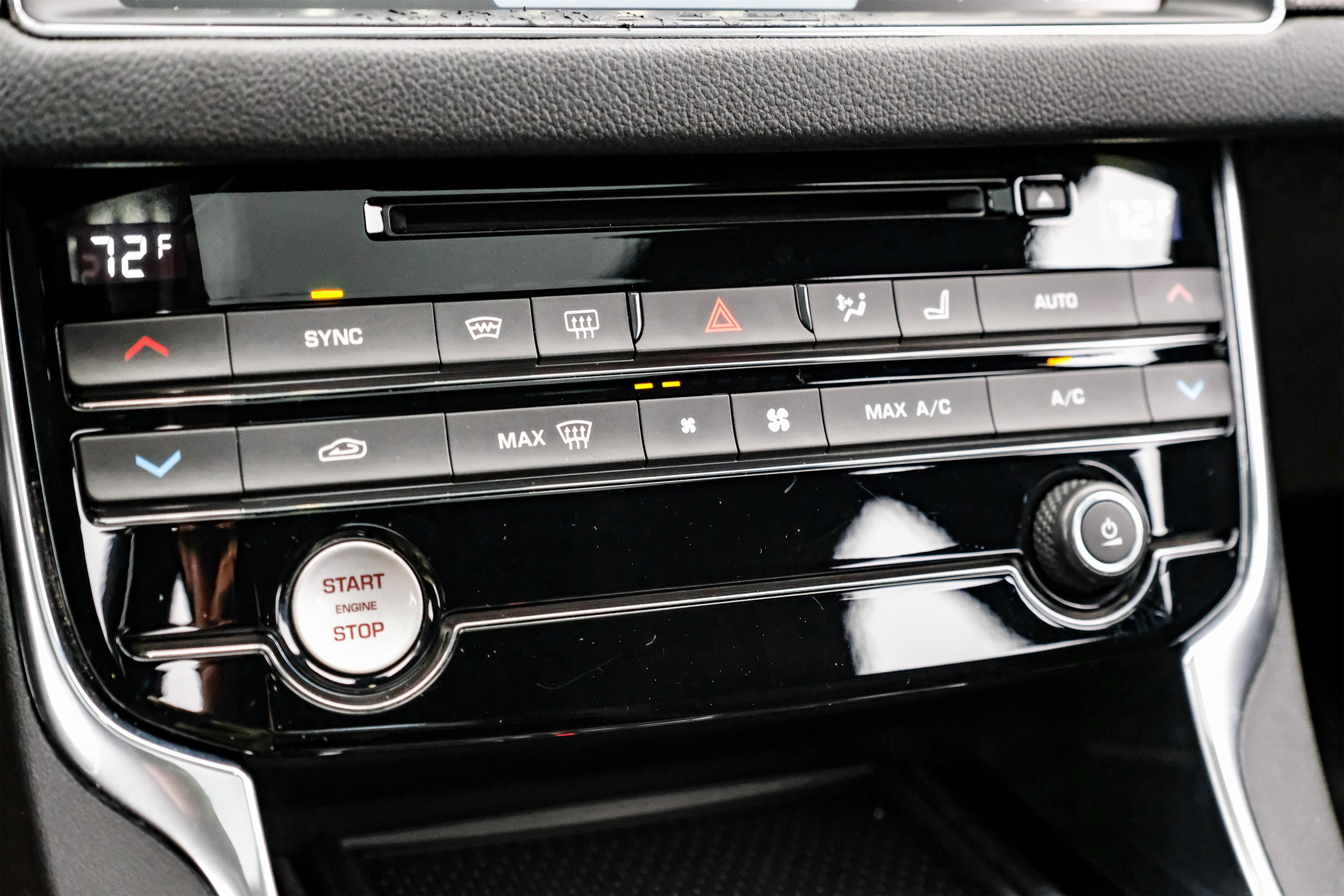 Used 2017 Jaguar XF S image 25