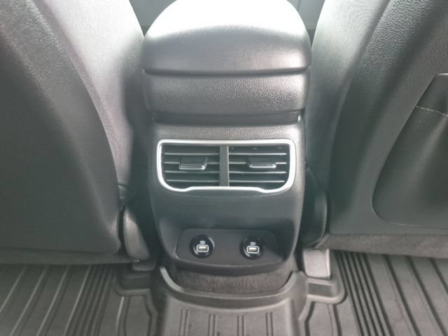 Used 2023 Hyundai Santa Fe SE AWD/4WD image 13