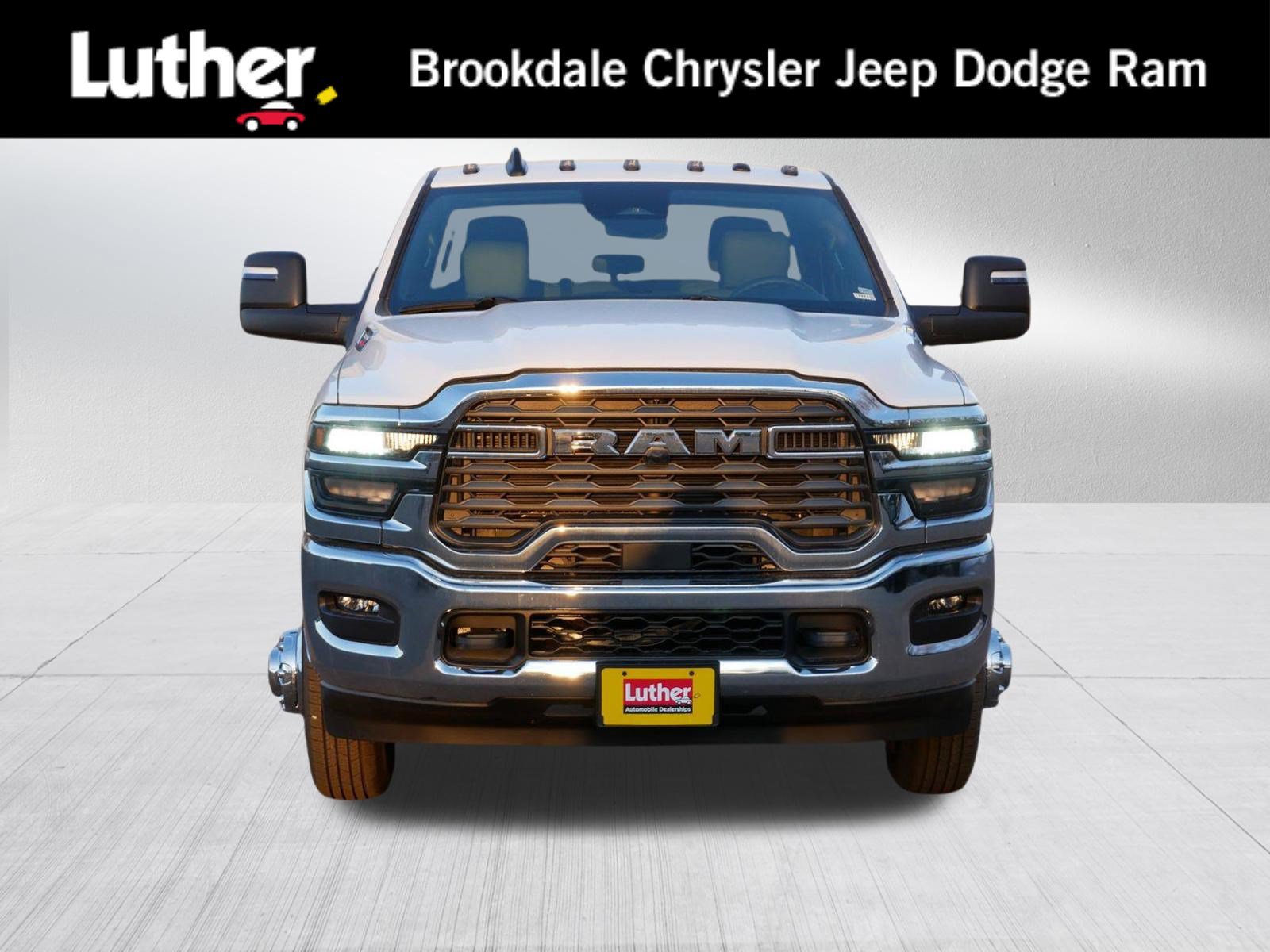 New 2026 RAM 3500 Tradesman w/ Chrome Appearance Group A