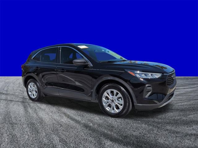 Certified 2024 Ford Escape Active FWD image 2