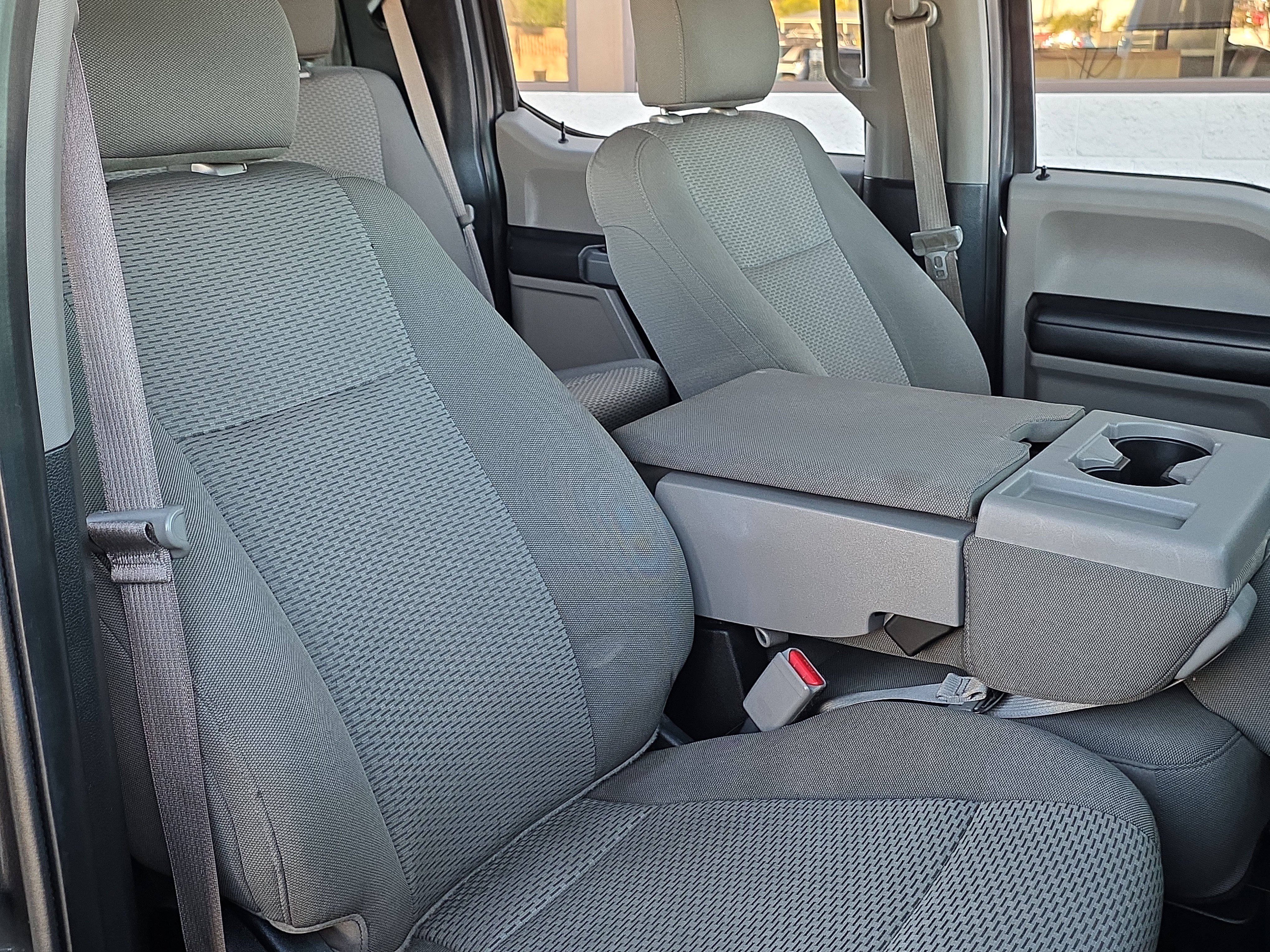 Used 2017 Ford F150 XLT image 31