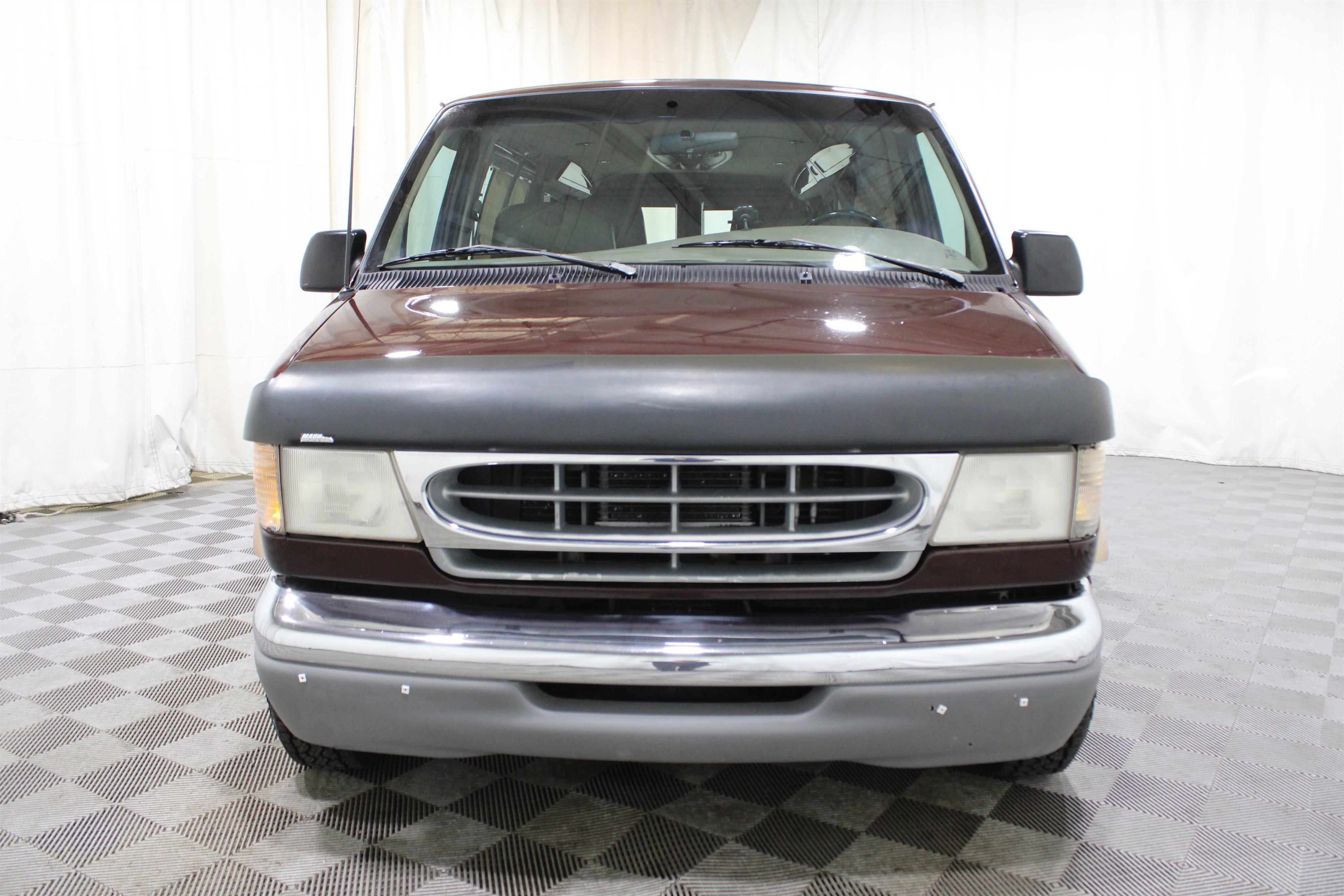 Used 2000 Ford E-150 and Econoline 150 Recreational Mark III image 44