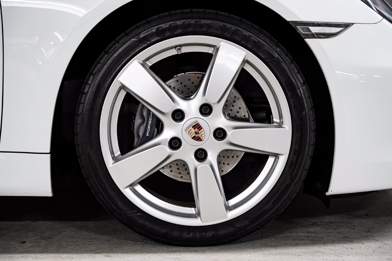 Used 2014 Porsche Cayman RWD image 38