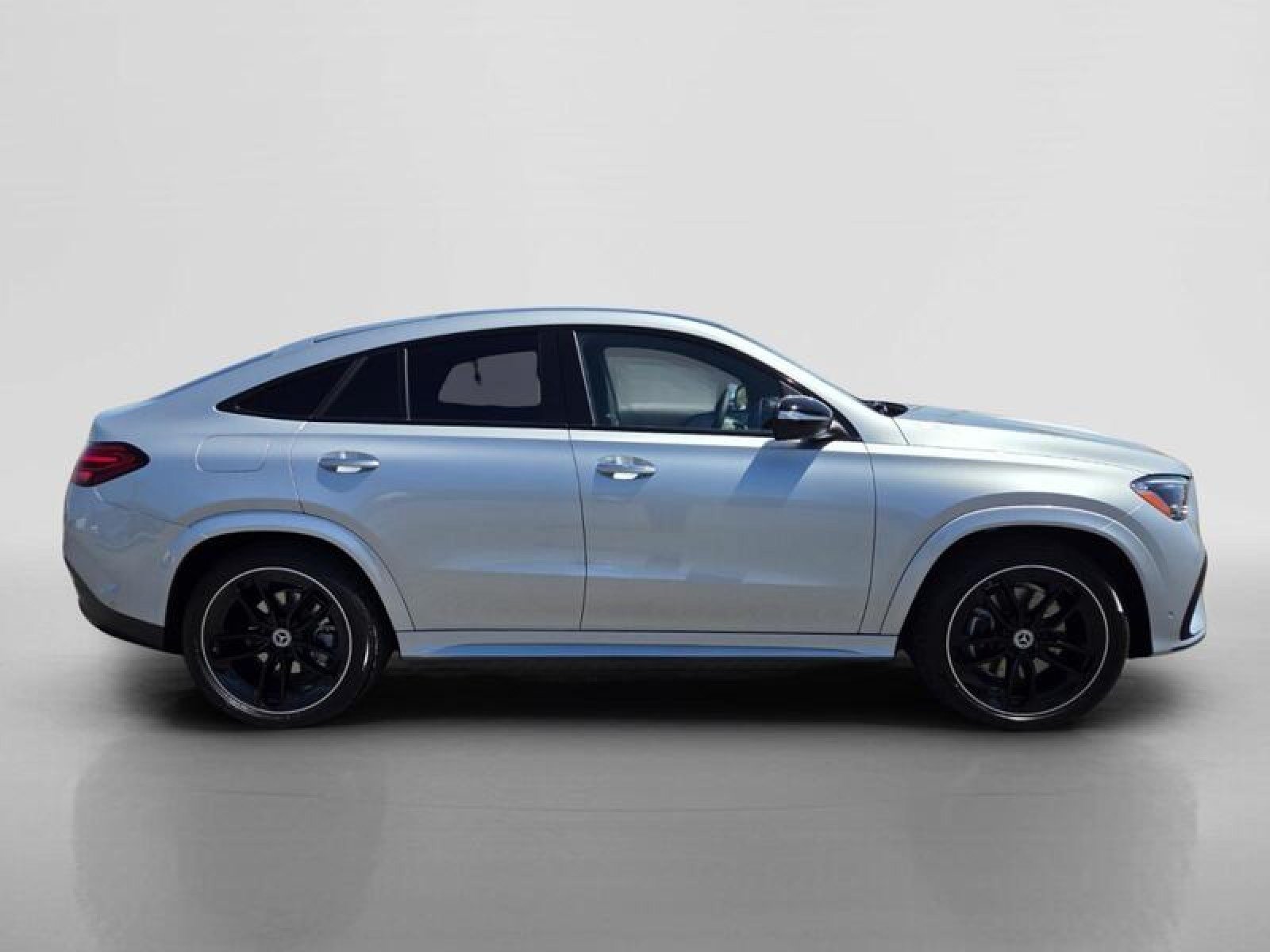 New 2026 Mercedes-Benz GLE 450 4MATIC Coupe image 6