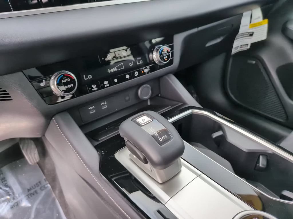 New 2026 Mitsubishi Outlander SE AWD/4WD image 28
