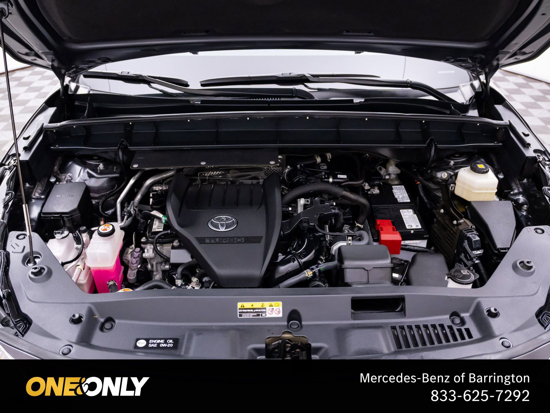 Used 2024 Toyota Highlander XLE FWD image 31