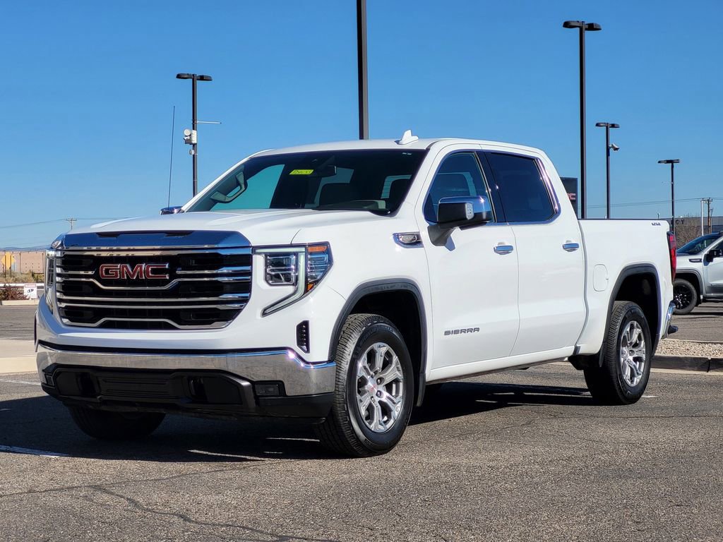 Used 2025 GMC Sierra 1500 SLT AWD/4WD image 4
