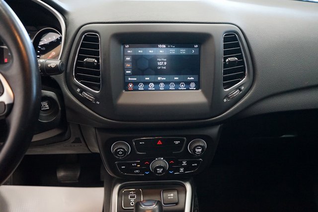 Used 2021 Jeep Compass Latitude image 7