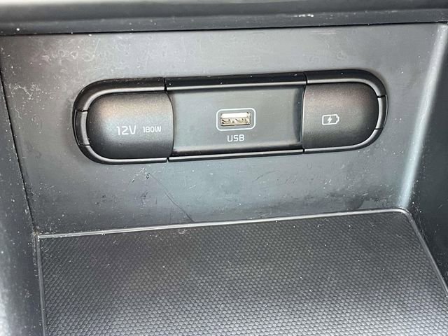 Used 2022 Kia Niro LXS image 37