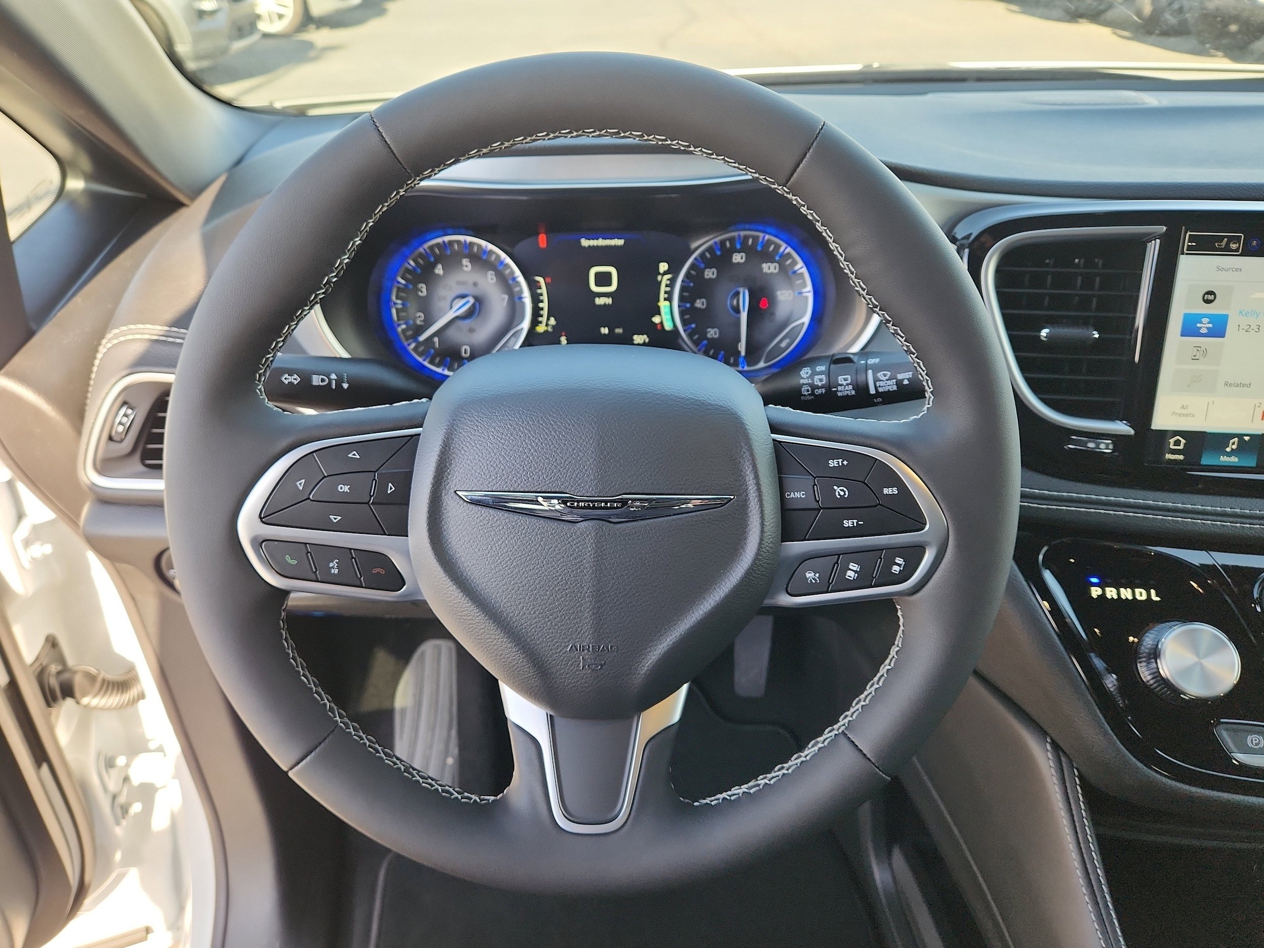 New 2026 Chrysler Pacifica Limited AWD/4WD image 15