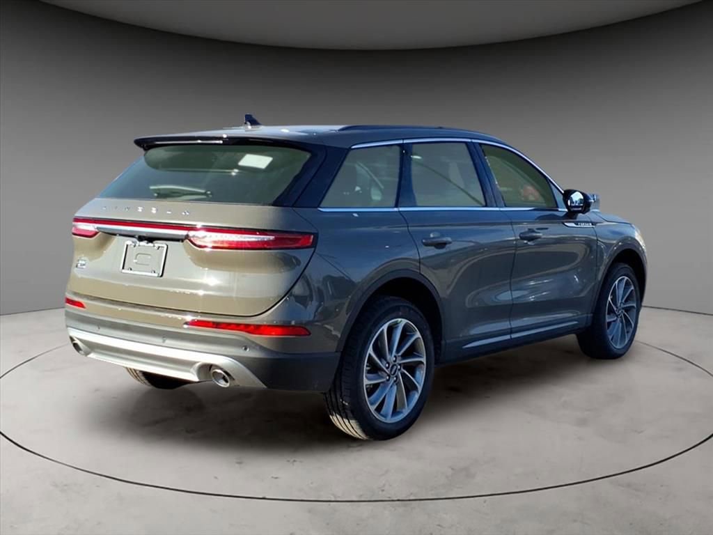 New 2026 Lincoln Corsair Premiere image 9