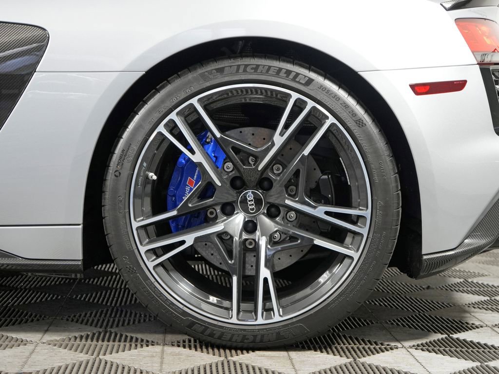 Used 2021 Audi R8 V10 performance w/ R8 Performance Design Package image 21