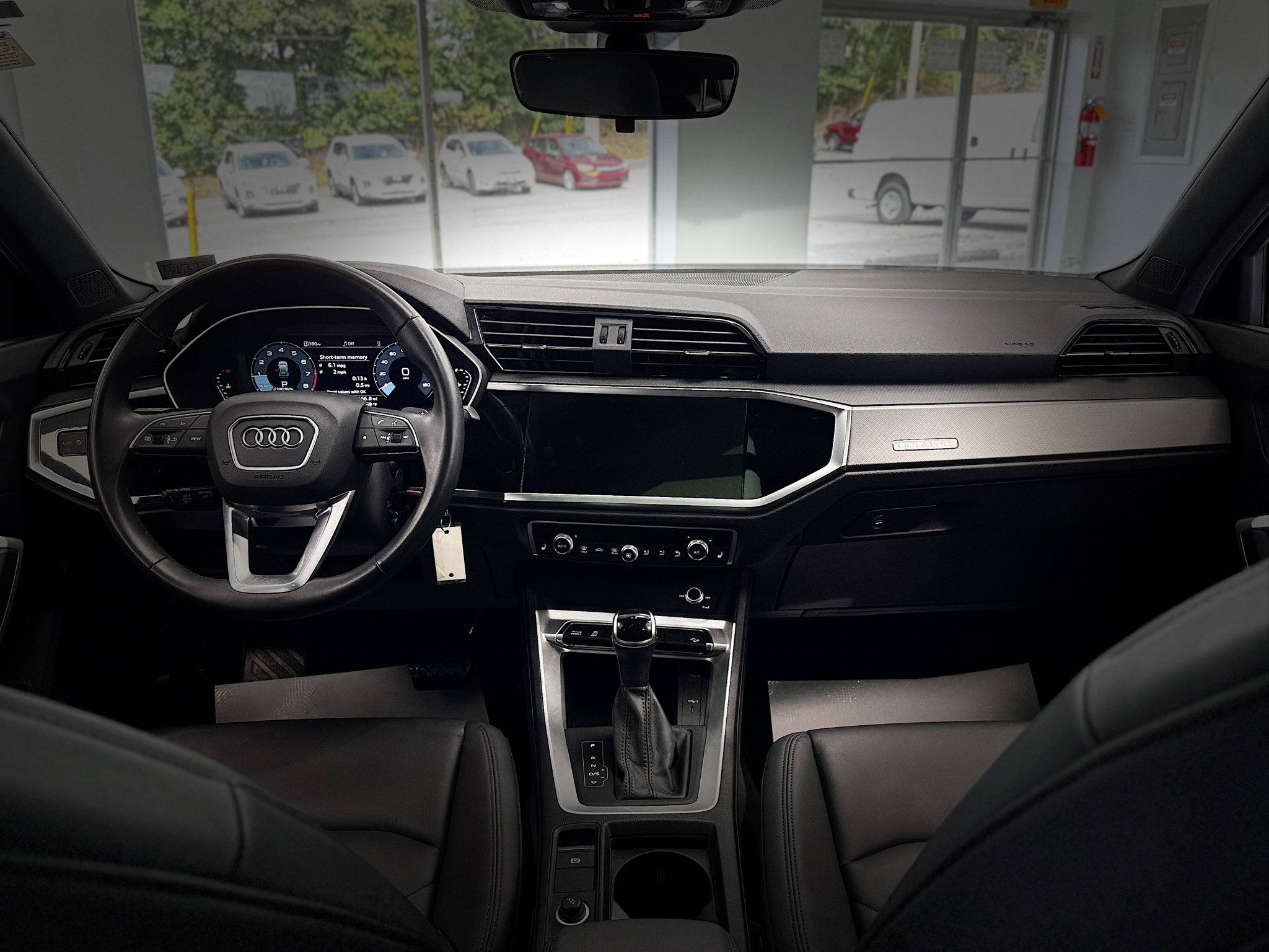Used 2025 Audi Q3 2.0T Premium AWD/4WD image 19