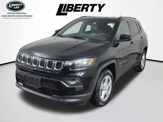 Used 2023 Jeep Compass Latitude w/ Convenience Group AWD/4WD image 7