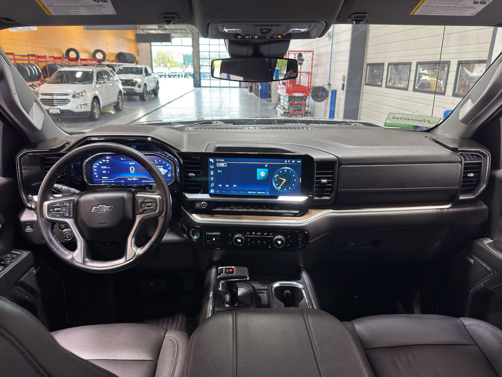 Used 2024 Chevrolet Silverado 1500 RST w/ Convenience Package II AWD/4WD image 16