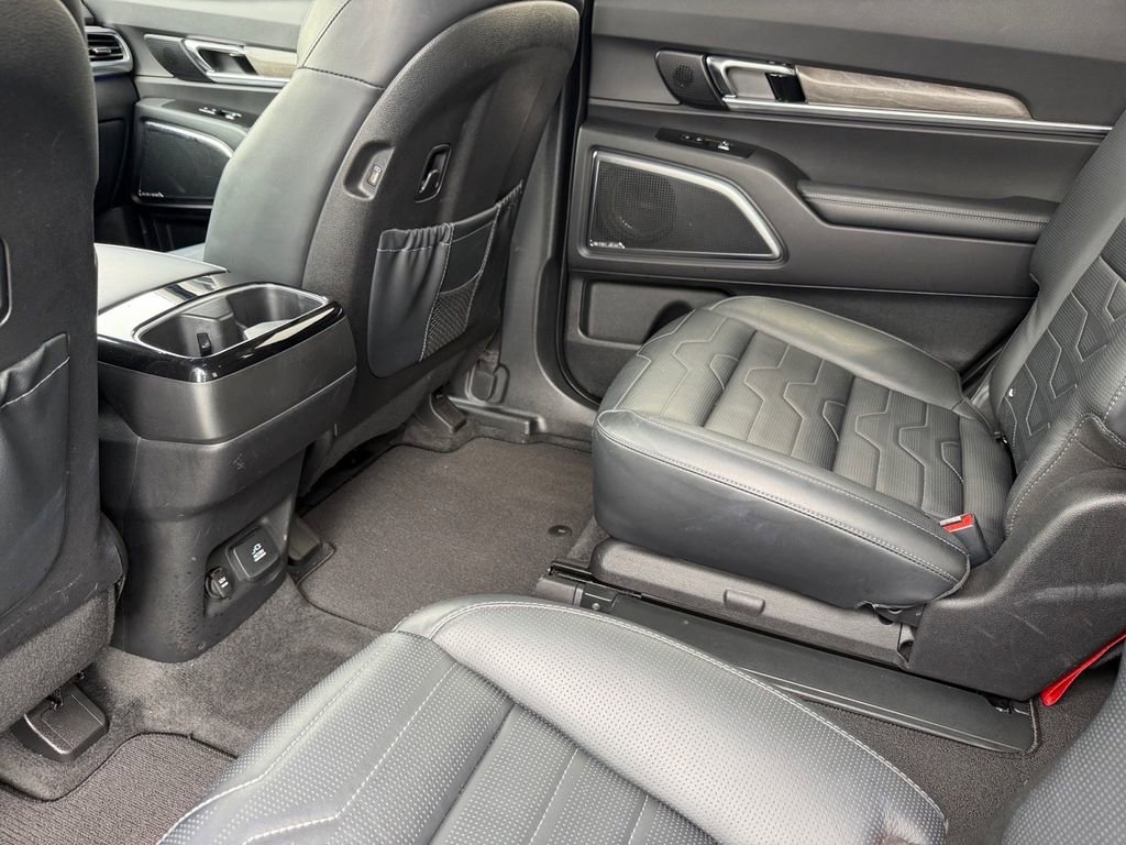 Used 2022 Kia Telluride SX w/ SX Prestige Package AWD/4WD image 16