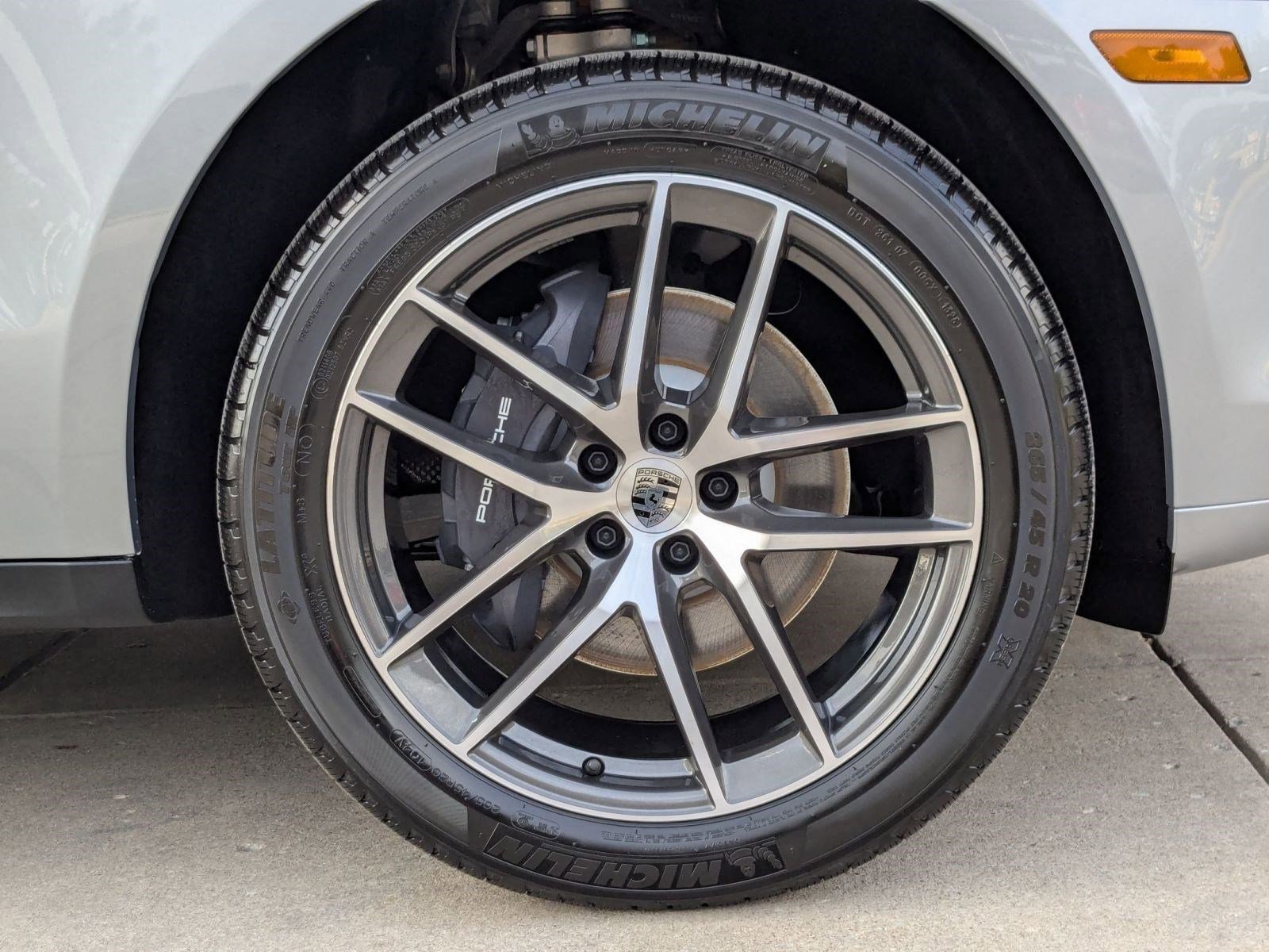 Certified 2026 Porsche Macan AWD/4WD image 29
