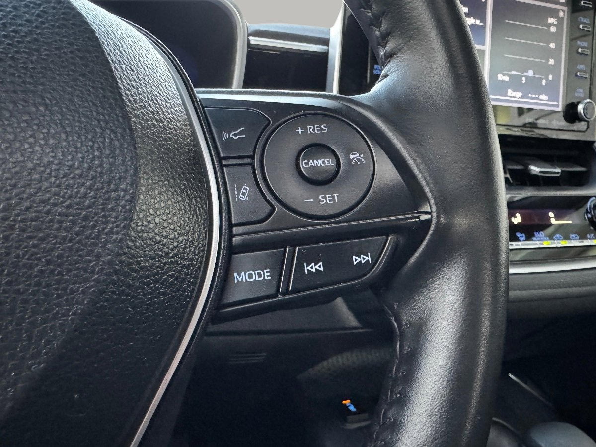 Used 2022 Toyota Corolla XSE image 24