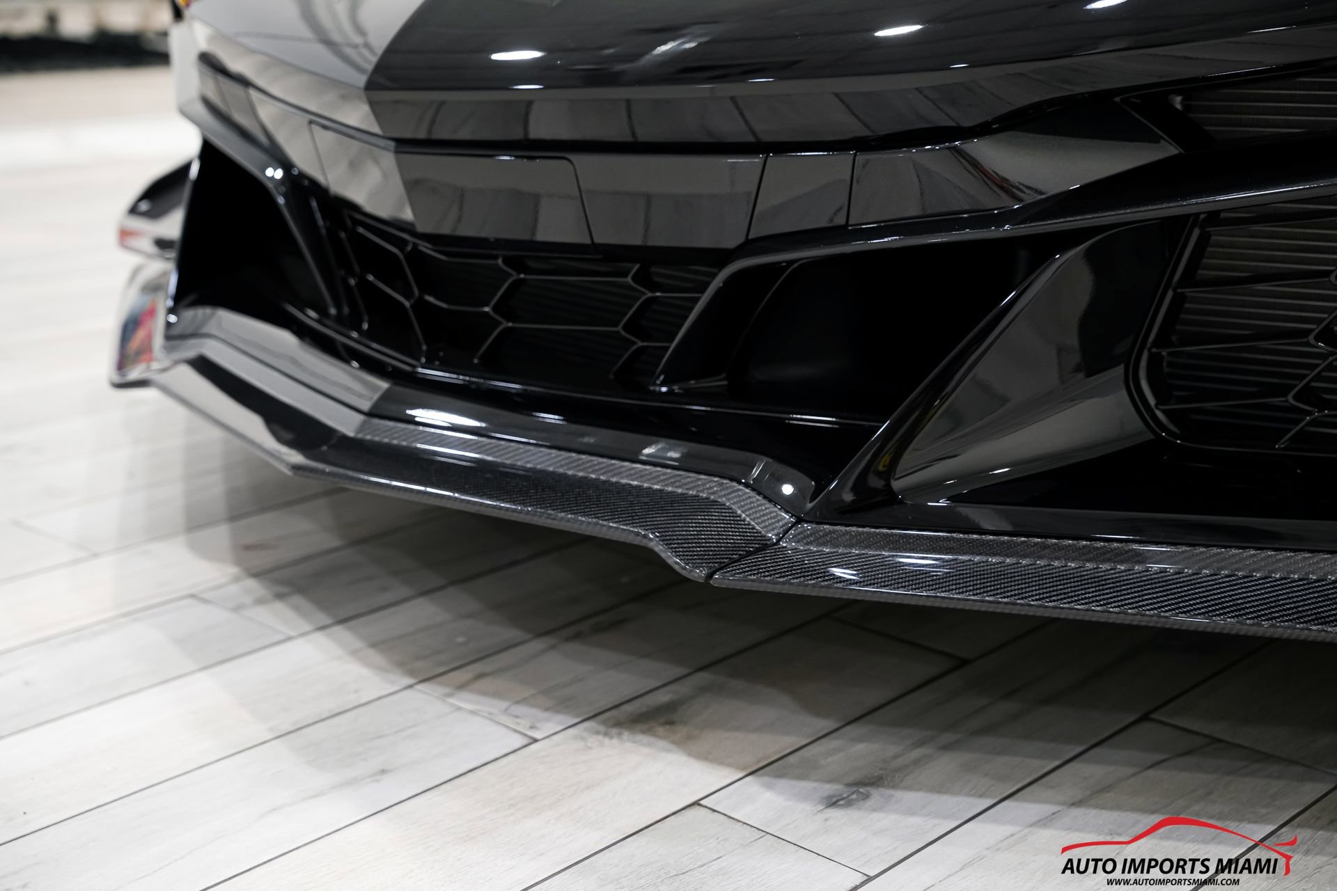 Used 2025 Chevrolet Corvette Z06 RWD image 9