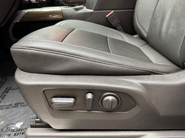 Used 2022 Chevrolet Silverado 1500 RST image 11