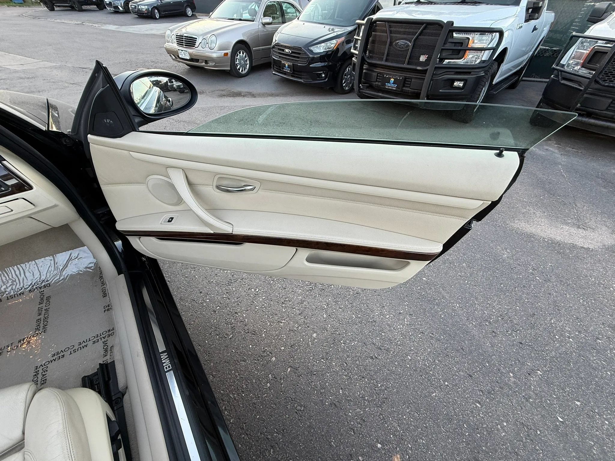 Used 2008 BMW 335i Convertible RWD image 25