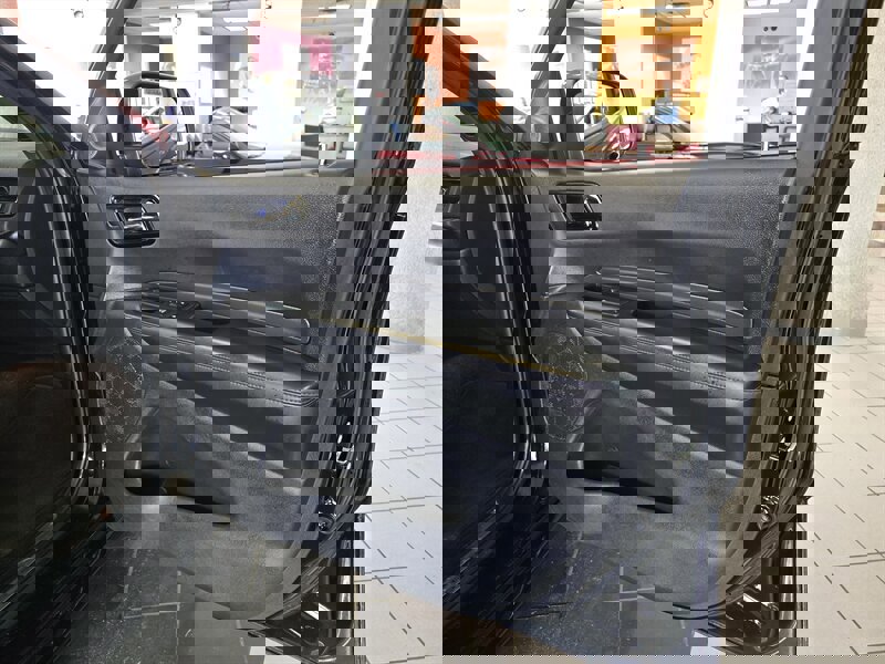 Used 2022 Dodge Durango GT image 13