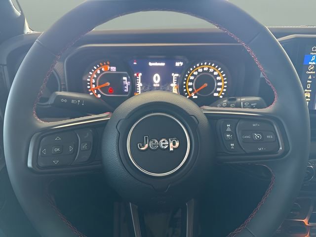 Used 2024 Jeep Wrangler Unlimited Rubicon image 12