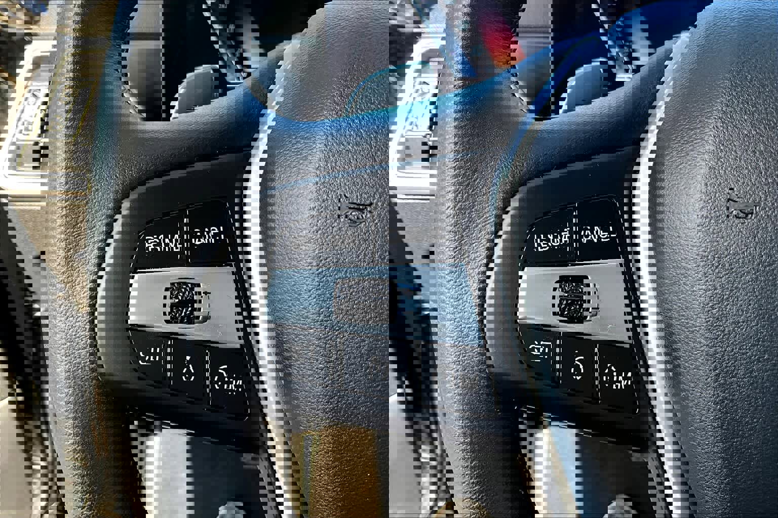 Used 2024 BMW 330i xDrive 330i xDrive w/ Convenience Package image 21