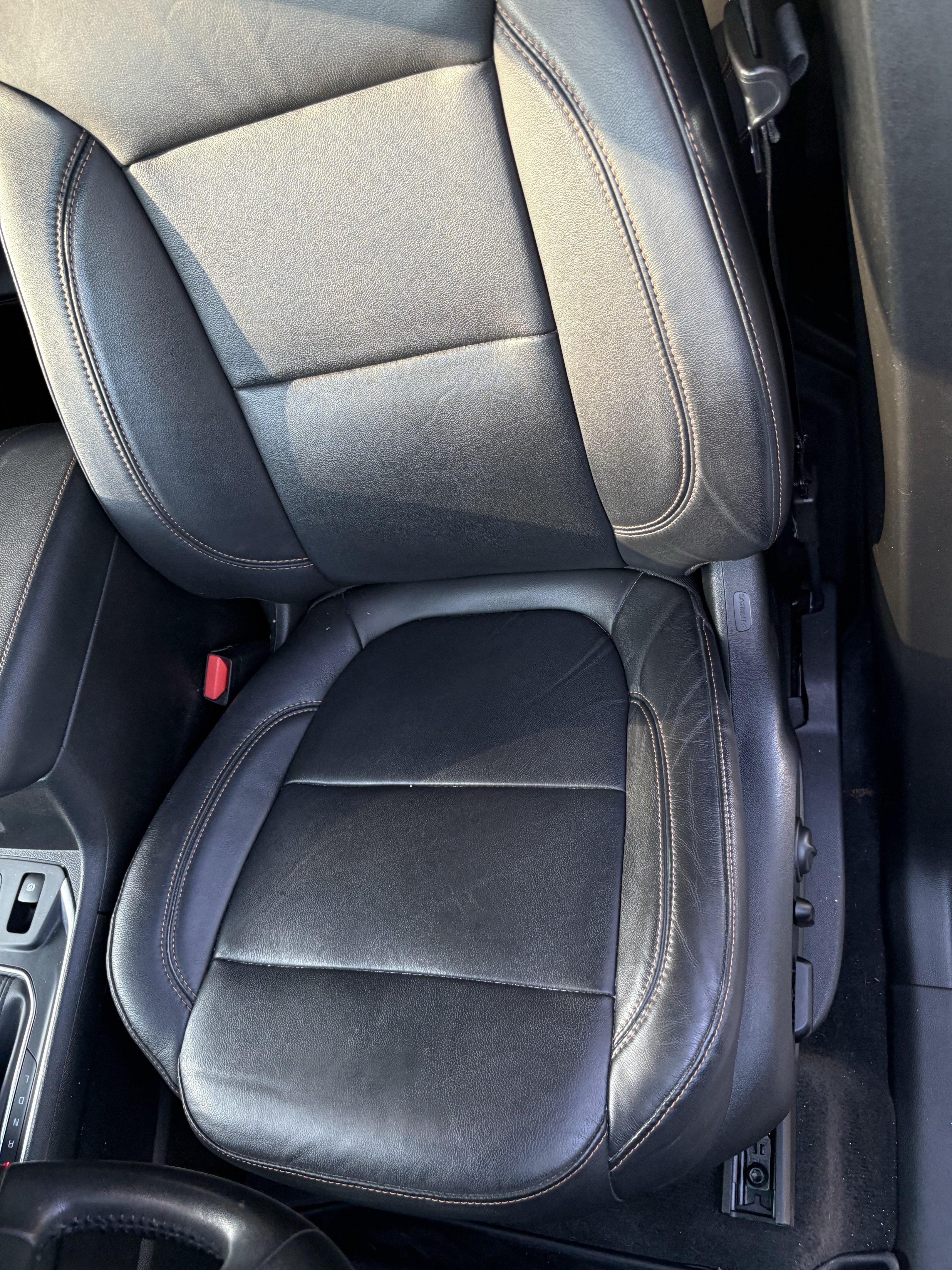 Used 2019 Chevrolet Traverse RS FWD image 10