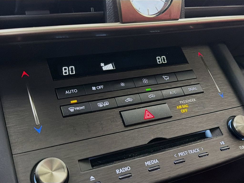 Used 2020 Lexus IS 350 F Sport w/ F Sport Package RWD image 20