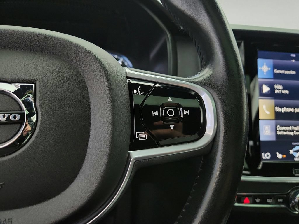 Used 2017 Volvo S90 T6 Momentum w/ Vision Package AWD/4WD image 22